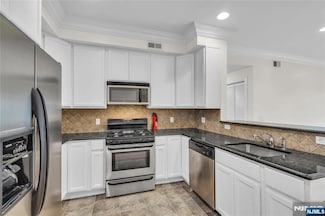 30 Austin St Unit 202, Newark, NJ 07114
