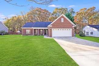 2712 Thornburg Ct, Monroe, NC 28110