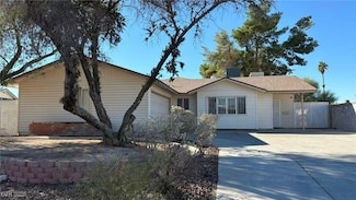 7113 Pinelake Rd, Las Vegas, NV 89145