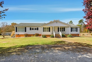 1821 Telegraph Rd, Gretna, VA 24557