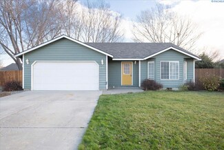4909 S Benton Place, Kennewick, WA 99337