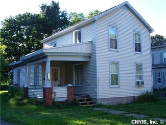 24 Montgomery St, Hamilton, NY 13346