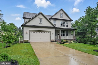 7621 Leonard Dr, Falls Church, VA 22043