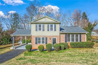 3882 Draper St, Winston Salem, NC 27105