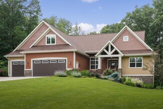 5135 Hide Away Ln, Hudsonville, MI 49426