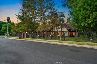 17555 Embassy Dr, Encino, CA 91316