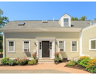 34 Howard St, Salem, MA 01970