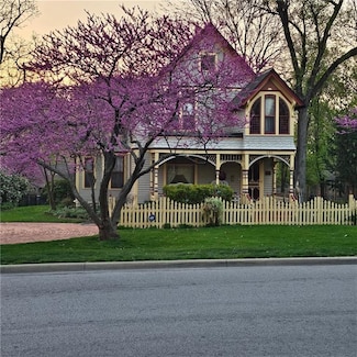 401 S Harrison St, Olathe, KS 66061