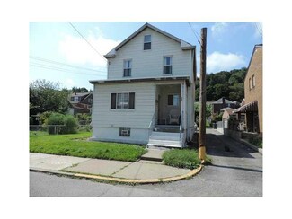 925 Hober Ave, Mc Kees Rocks, PA 15136