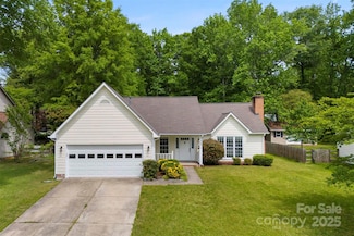 13324 Kintyre Ct, Matthews, NC 28105