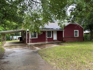 217 Hasley St, Nacogdoches, TX 75961
