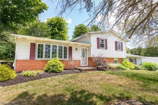 1325 Cricket Hill Ave SE, East Sparta, OH 44626