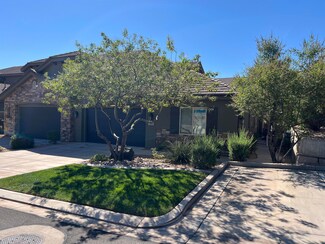 2055 N Pebble Beach Dr, Washington, UT 84780