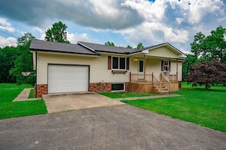 1722 Beaver Pike, Waverly, OH 45690