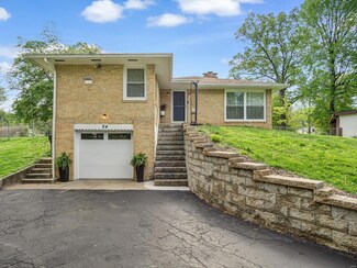 24 Pleasant Ln, Fairview Heights, IL 62208