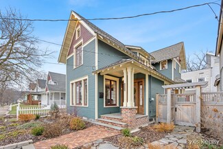 1043 Second St NW, Grand Rapids, MI 49504