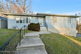 102 Emily Ave, Scranton, PA 18504