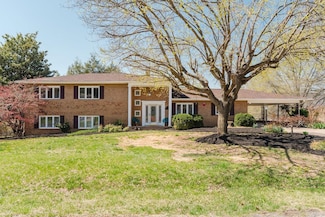 115 Gregory St, Shenandoah, VA 22849