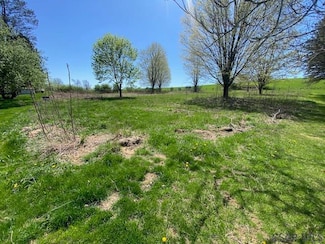 1755 N Center Ave Unit 16,17, Somerset Township, PA 15501