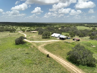 2096 Stevens Rd, Somerset, TX 78069