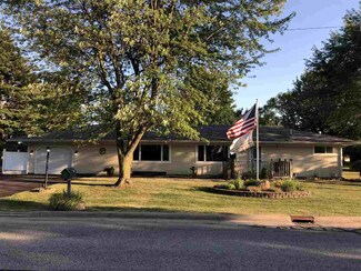 303 Pontiac St, Ligonier, IN 46767