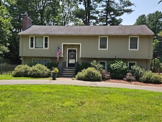 200 Concord Rd, Bedford, MA 01730