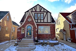 2304 S 10th Ave, Riverside, IL 60546