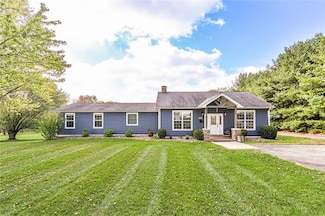 2149 Kingview Rd, Scottdale, PA 15683