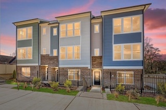 Finney, Charlotte, NC 28211