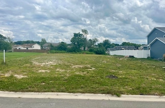 17257 Donald Ct, Lowell, IN 46356