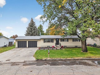 325 Washington St, American Falls, ID 83211