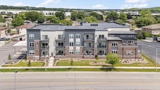 N88W15092 Main St, Menomonee Falls, WI 53051