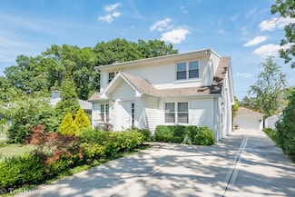 9313 S 83rd Ct, Hickory Hills, IL 60457
