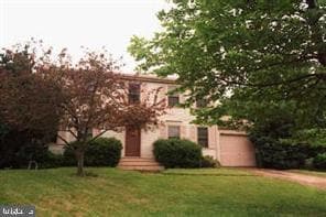 15306 Whispering Glen Ct, Centreville, VA 20120