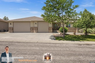 5032 Mountain Way, Casper, WY 82601