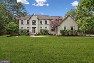 7 Tranquility Ct, Southampton, NJ 08088