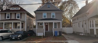 358 Northup St, Cranston, RI 02905