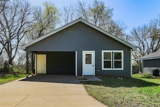 900 Cedar St, Commerce, TX 75428