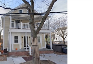 28 Lopez St Unit 2, Cambridge, MA 02139