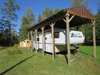 25483 Nelson St, Michigamme, MI 49861