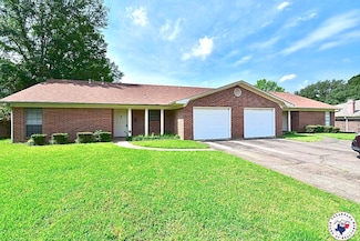 1104 E 23rd St, Texarkana, AR 71854