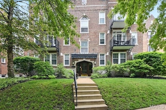6240 Rosebury Ave Unit 3W unit 202, Saint Louis, MO 63105