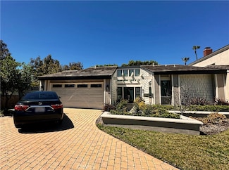 16 Holly St, Irvine, CA 92612