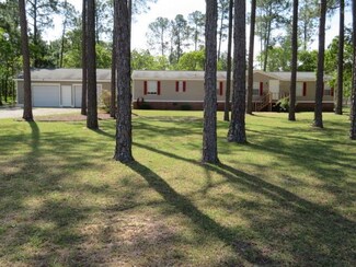 574 Fort Perry Rd, Box Springs, GA 31801