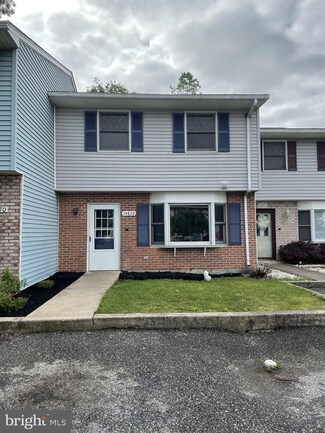 14872 Robinhood Cir, Greencastle, PA 17225
