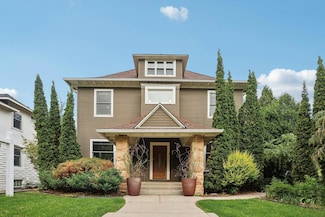 2410 Irving Ave S, Minneapolis, MN 55405