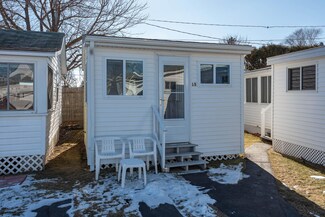 337 Long Sands Rd Unit 15, York, ME 03909