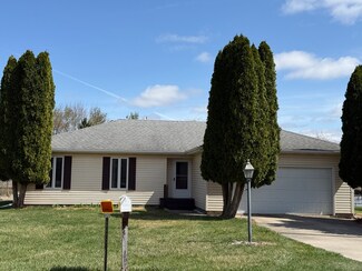 22500 Hill St, Princeton, IL 61356
