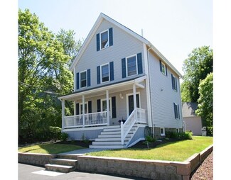 31 Lake St, Wakefield, MA 01880