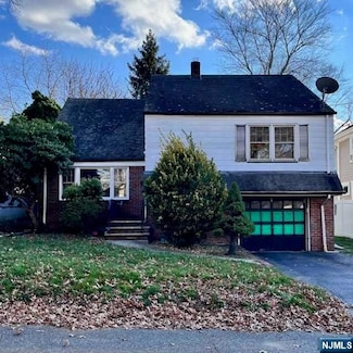 79 Blauvelt Ave, Dumont, NJ 07628